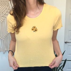 Cropped hollister tee